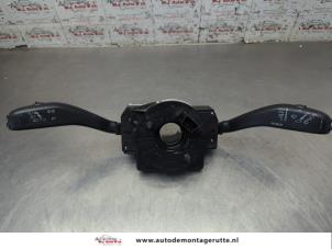 O203247 Gebruikte licht + raw schakelaar Volkswagen Polo