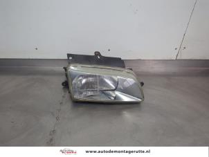 O203314 Gebruikte rechter koplamp Citroen Berlingo