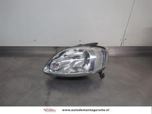 O203325 Gebruikte koplamp links Volkswagen Fox