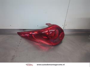 O203332 Gebruikte achterlicht links Peugeot 207