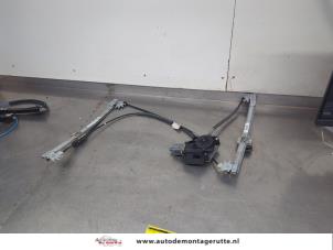 O203335 Gebruikte ruitmechaniek 2deurs rechts-voor Volkswagen Polo