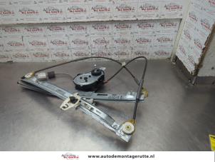 O203340 Gebruikte raammechaniek 2deurs links-voor Peugeot 206