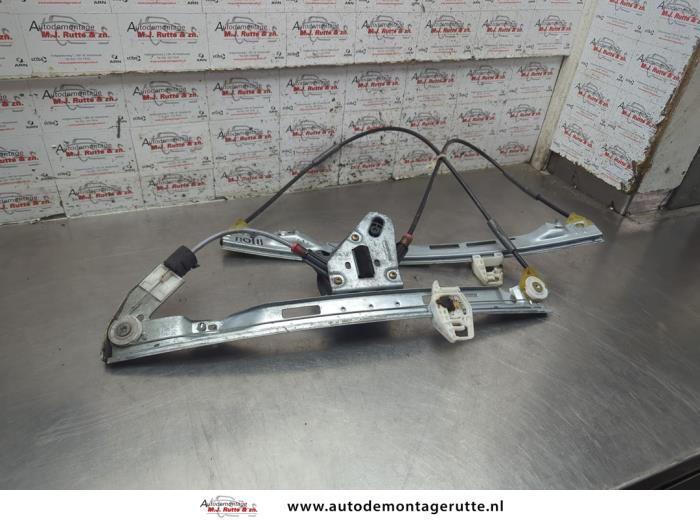 Gebruikte Raammechaniek 2Deurs rechts-voor Peugeot 206 O203341