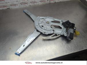 O203353 Gebruikte ruitmechaniek 4deurs links-voor Volvo V70