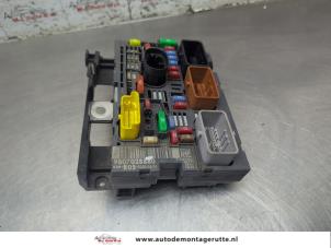 O203368 Gebruikte zekeringkast Citroen Berlingo