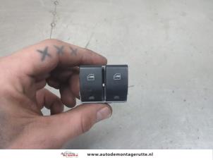 O203436 Gebruikte elektrisch raam schakelaar Volkswagen Polo