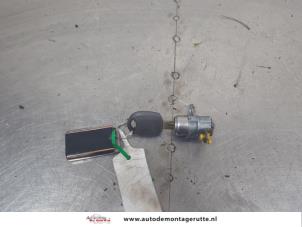 O203454 Gebruikte cilinderslot portier links Kia Picanto