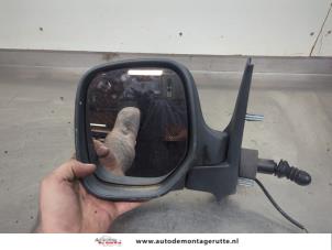 O203458 Gebruikte spiegel buiten links Citroen Berlingo
