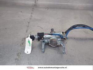 O203461 Gebruikte kontaktslot+sleutel Suzuki Swift