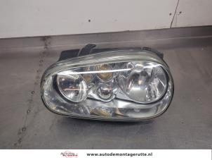 O203476 Gebruikte koplamp links Volkswagen Golf