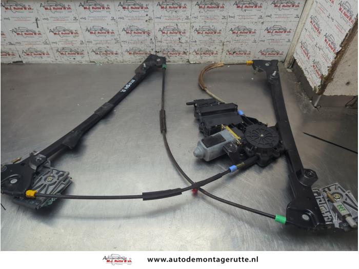 Gebruikte Ruitmechaniek 2Deurs links-achter Volkswagen Golf O203498