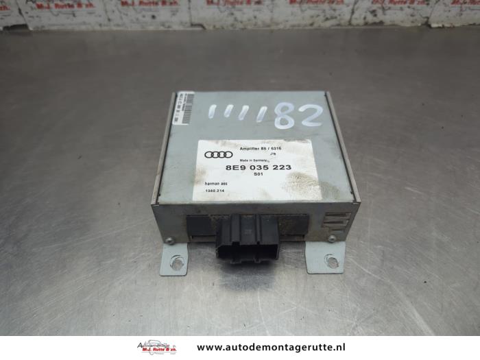 Gebruikte Radio versterker Audi A4 O203589