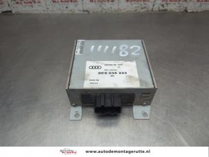 O203589 Gebruikte radio versterker Audi A4