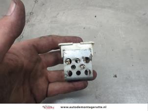 O203596 Gebruikte kachel weerstand Opel Astra