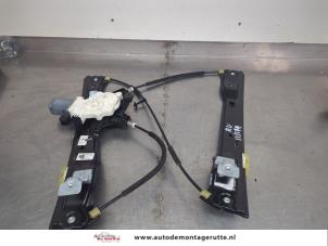 O203656 Gebruikte ruitmechaniek 4deurs rechts-voor Ford Focus