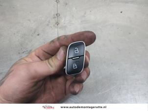 O203668 Gebruikte centrale deurvergrendeling schakelaar Ford Focus