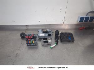 O203709 Gebruikte contactslot + computer Fiat 500