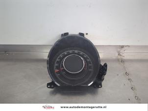 O203711 Gebruikte kilometerteller km Fiat 500