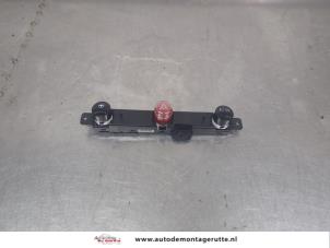 O203723 Gebruikte alarmlicht schakelaar Fiat 500