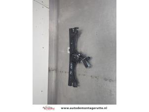 O203741 Gebruikte raammechaniek 2deurs rechts-voor Fiat 500
