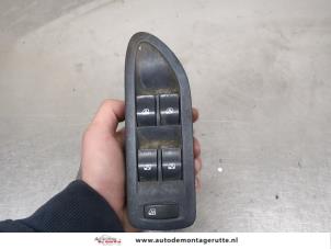 O203887 Gebruikte combischakelaar ramen Renault Laguna