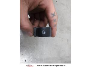 O203903 Gebruikte ruit schakelaar elektrisch Fiat Punto