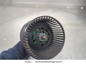 O203931 Gebruikte kachel ventilatiemotor Toyota Aygo