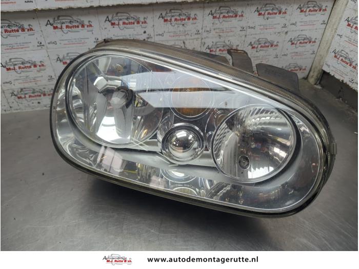 Gebruikte Rechter Koplamp Volkswagen Golf O203992