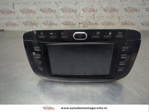 O203997 Gebruikte display multi media regelunit Fiat Punto
