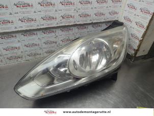 O204018 Gebruikte linker koplamp Ford Grand C-Max