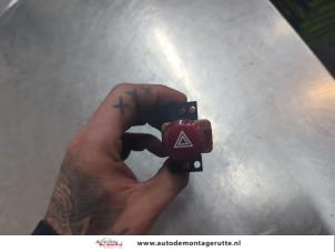 O204028 Gebruikte paniekverlichtings schakelaar Honda Insight
