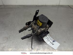 O204057 Gebruikte abs pomp Kia Picanto