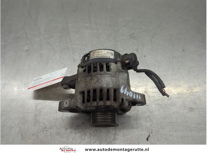 Gebruikte Alternator Peugeot 107 O204075
