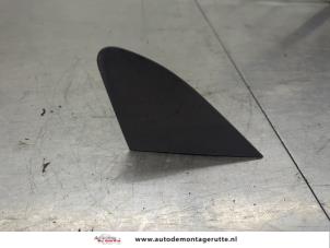O204086 Gebruikte a-stijl afdekkap links Citroen C1