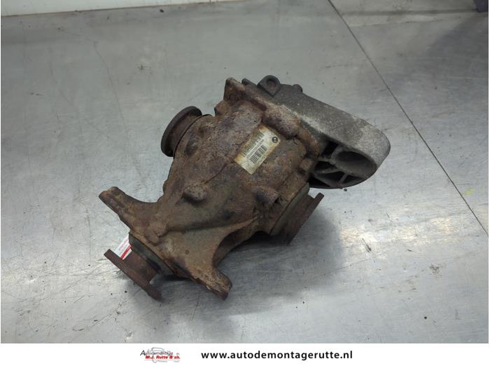 Gebruikte Cardanklok achter BMW 1-Serie O204097