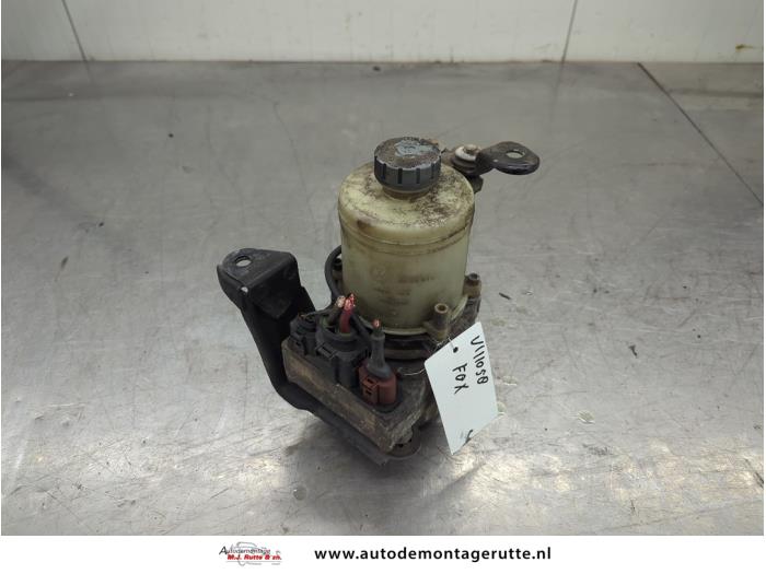 Gebruikte Pomp Servo Volkswagen Fox O204112