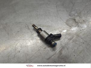 O204113 Gebruikte injector (benzine injectie) Seat Altea