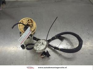 O204121 Gebruikte brandstofpomp elektrisch Volvo XC90
