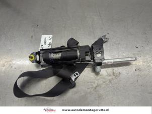 O204122 Gebruikte veiligheidsgordel links-voor Volvo V50
