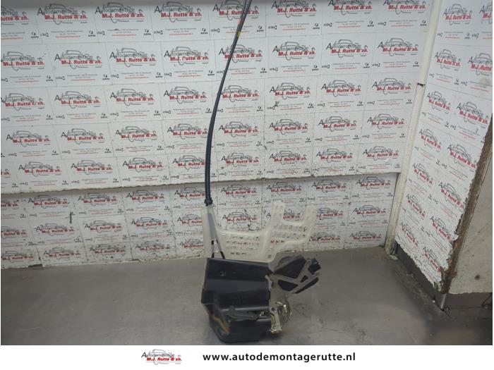 Gebruikte Deurslot Mechaniek 4Deurs rechts-achter Hyundai Tucson O204148