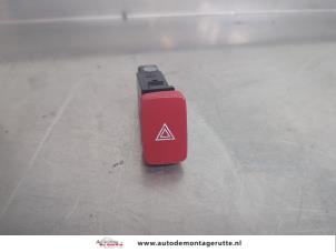 O204149 Gebruikte alarmlicht schakelaar Hyundai Tucson