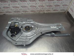 O204151 Gebruikte ruitmechaniek 4deurs rechts-achter Hyundai Tucson