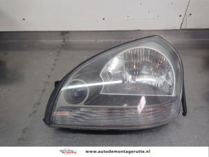 O204174 Gebruikte linker koplamp Hyundai Tucson