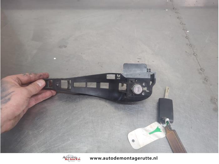 Gebruikte Deurslot Cilinder links Citroen C3 O204205
