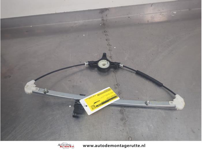 Gebruikte Raammechaniek 4Deurs rechts-achter Mazda 6 O204238