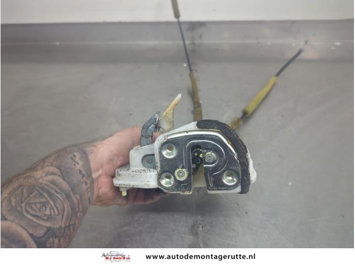 Gebruikte Deurslot Mechaniek 4Deurs links-achter Mazda 6 O204220