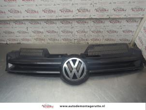 O204248 Gebruikte grille Volkswagen Golf