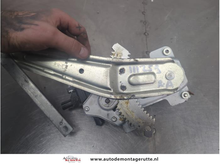 Gebruikte Ruitmechaniek 4Deurs links-achter Honda Insight O204209