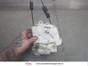 O204197 Gebruikte portierslot mechaniek 4deurs rechts-achter Honda Insight