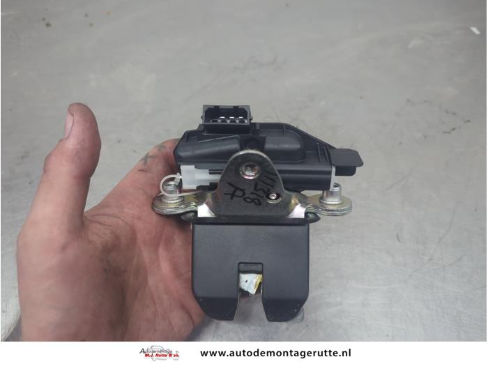 Gebruikte Slotmechaniek Achterklep Skoda Fabia O204267